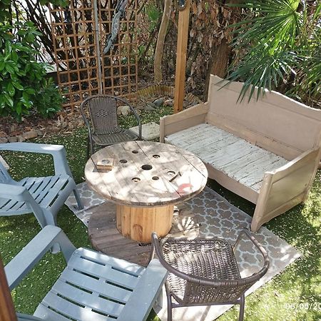 La Cahute, Appartement T2 Avec Jardin Ou Appartement Familial T6 Montauban Exterior photo