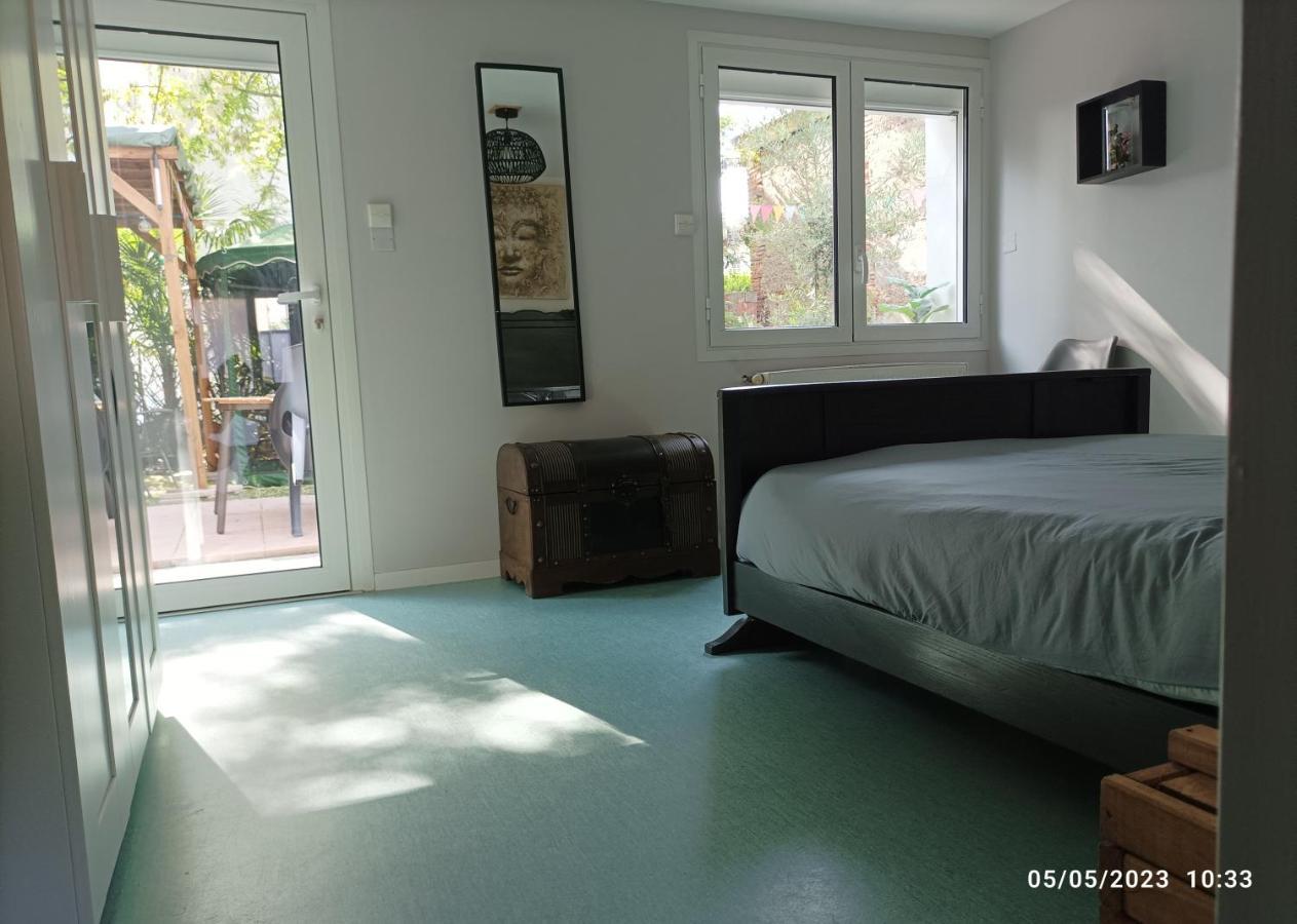 La Cahute, Appartement T2 Avec Jardin Ou Appartement Familial T6 Montauban Exterior photo