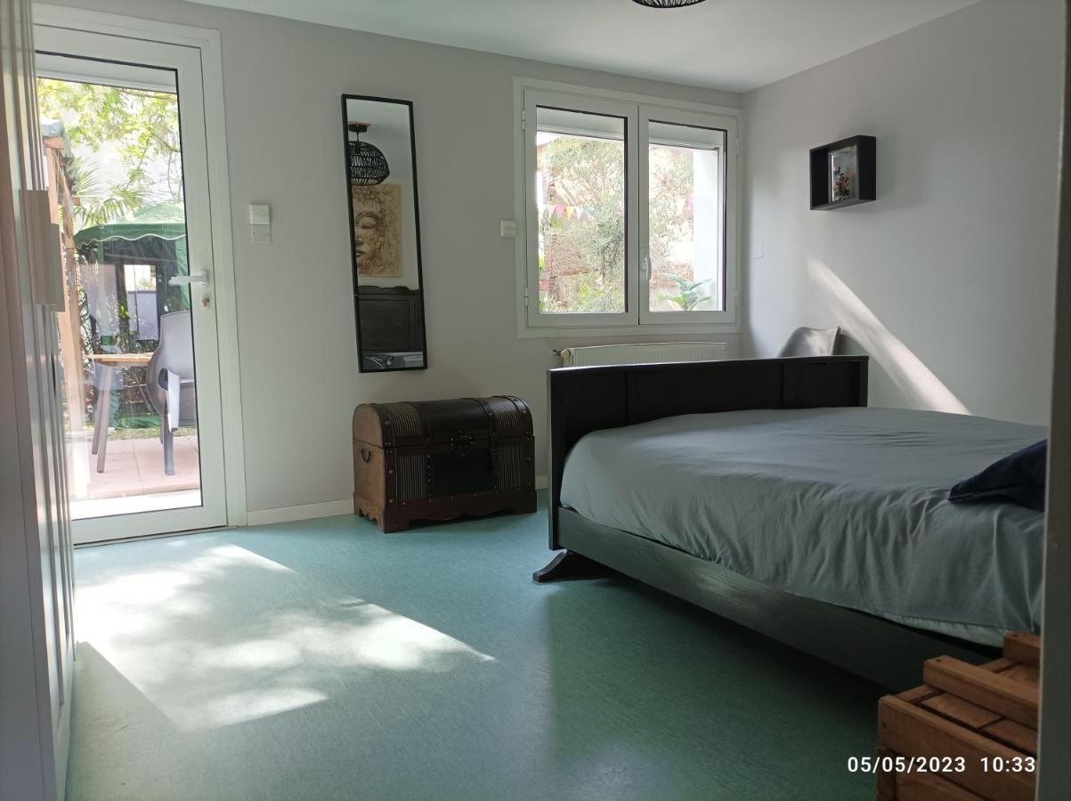 La Cahute, Appartement T2 Avec Jardin Ou Appartement Familial T6 Montauban Exterior photo